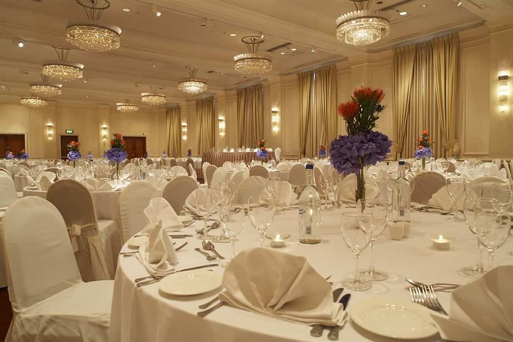 Front Desk Shift Leader Hilton London Olympia Job Pinterest